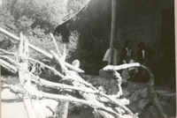 [Gabriela Mistral en la Casa - Escuela de Montegrande]  [fotografía].