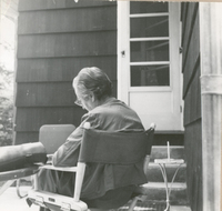 [Gabriela Mistral en Nueva York]  [fotografía].