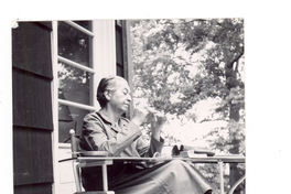 [Gabriela Mistral en Nueva York]  [fotografía]