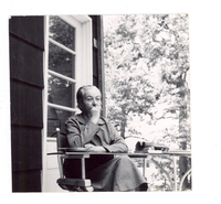 [Gabriela Mistral en Nueva York]  [fotografía].