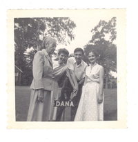 [Gabriela Mistral en Nueva York]  [fotografía].