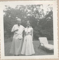 [Gabriela Mistral en Nueva York]  [fotografía].