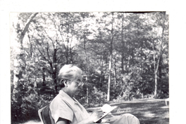 [Gabriela Mistral en New York]  [fotografía].