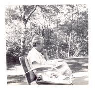 [Gabriela Mistral en New York]  [fotografía].