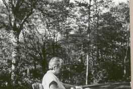 [Gabriela Mistral en New York]  [fotografía].