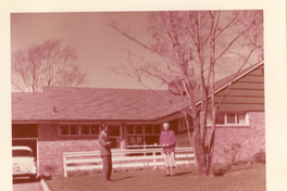 [Gabriela Mistral en New York]  [fotografía].