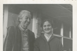 [Gabriela Mistral en New York]  [fotografía].