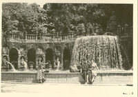 [Doris Dana y Gilda Péndola en Italia]  [fotografía].