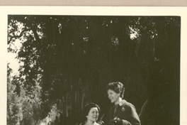 [Doris Dana y Gilda Péndola en Italia]  [fotografías].