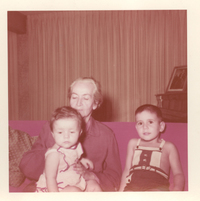 [Gabriela Mistral en New York]  [fotografía].