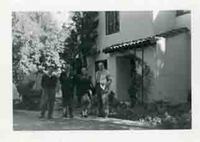 [Gabriela Mistral en Santa Barbara]  [fotografía].