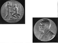 [Medalla Premio Nobel]  [fotografía].
