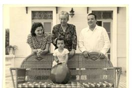 [Gabriela Mistral en Mérida]  [fotografía].