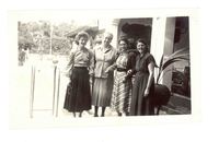 [Gabriela Mistral en el Hotel Fortín de las Flores (Ruiz Galindo) en Veracruz]  [fotografía].