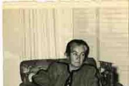 [Gabriela Mistral en XEUN - Radio UNAM]  [fotografía].