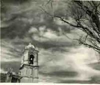 [Vista de una iglesia en México]  [fotografía].