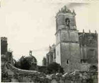 Vista de una iglesia en México.  [fotografía].