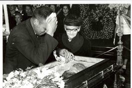 [Funerales de Gabriela Mistral]  [fotografía].