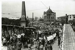 [Carroza Fúnebre]  [fotografía].