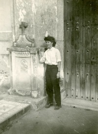 Doris Dana en México.  [fotografía].