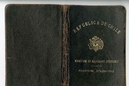 [Pasaporte diplomático] 1957 junio 7, Santiago, Chile [a] Juan Guzmán Cruchaga  [manuscrito] Ministerio de Relaciones Exteriores (Chile)