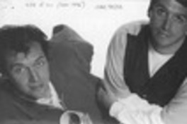 Parqueados en la 5 sur  [artículo] Paola Doberti.