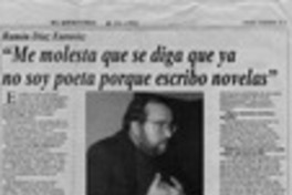 "Me molesta que se diga que ya no soy poeta porque escribo novelas"  [artículo] Marco Herrera.