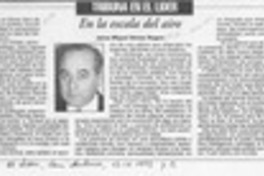 En la escala del aire  [artículo] Jaime Gómez Rogers.