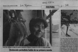 Irene Geis pone sobre la mesa su "Copa de vinagre"  [artículo] Loreto Novoa.