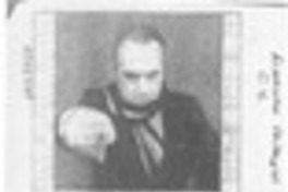 Lafourcade arremete contra los políticos  [artículo].