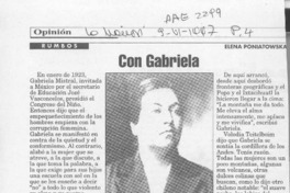 Con Gabriela  [artículo] Elena Poniatowska.