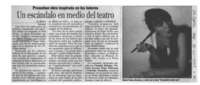 Un Escándalo en medio del teatro  [artículo].