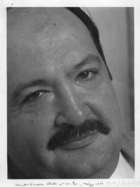 Fernando Flores diseñando nuevas preguntas  [artículo] Margarita Serrano.