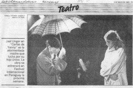 Trío familiar a escena  [artículo] Carmen Mera Oliva.