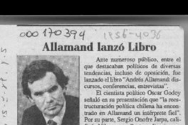 Allamand lanzó libro  [artículo].