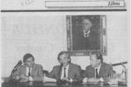 Con polémica fue lanzamiento del libro "Es posible reducir la pobreza en Chile"