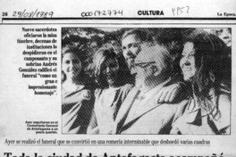 Toda la ciudad de Antofagasta acompañó al poeta Andrés Sabella al cementerio  [artículo].