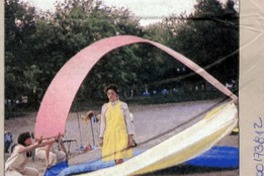 Jóvenes estrenan obra sobre Gabriela Mistral  [artículo].