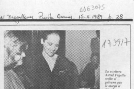 Homenaje magallánico recibió escritora Astrid Fugellie  [artículo].