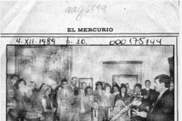 "El niño del pasaje" fue presentado en Valparaíso  [artículo].