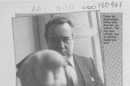 Enrique Lafourcade "No soy dueño de la verdad"  [artículo].