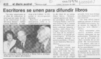 Escritores se unen para difundir libros  [artículo].