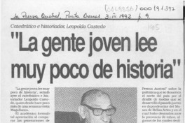 "La gente joven lee muy poco historia"  [artículo].