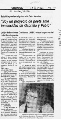 "Soy un proyecto de poeta ante inmensidad de Gabriela y Pablo"  [artículo].