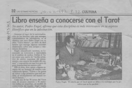 Libro enseña a conocerse con el Tarot  [artículo].