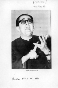 Hernán Larraín Acuña  [artículo] Hernán Godoy Urzúa.