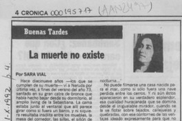 La muerte no existe  [artículo] Sara Vial.