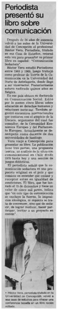 Periodista presentó su libro sobre comunicación