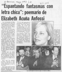"Espantando fantasmas con letra chica", poemario de Elizabeth Acuña Anfossi  [artículo].
