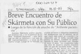 Breve encuentro de Skármeta con su público  [artículo].